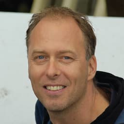Leonard Bik